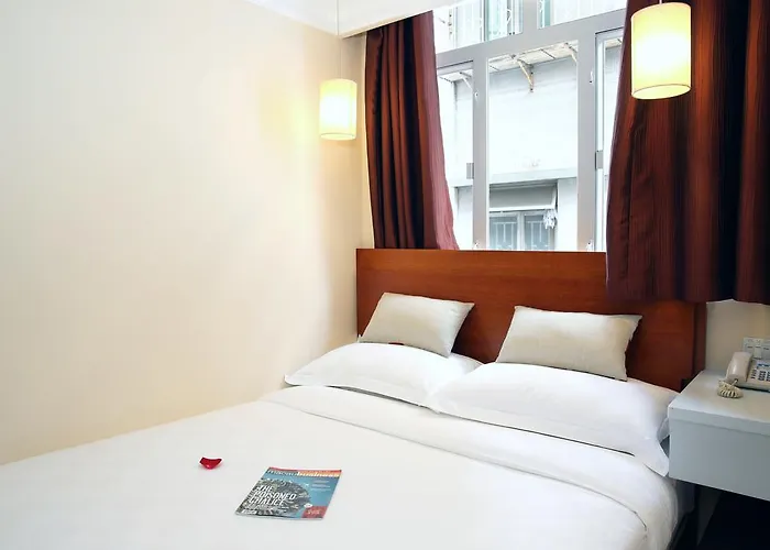 Ole London Hotel 2*